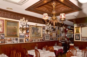 3_7x32edn5y8_RESTAURANTE 1.jpeg